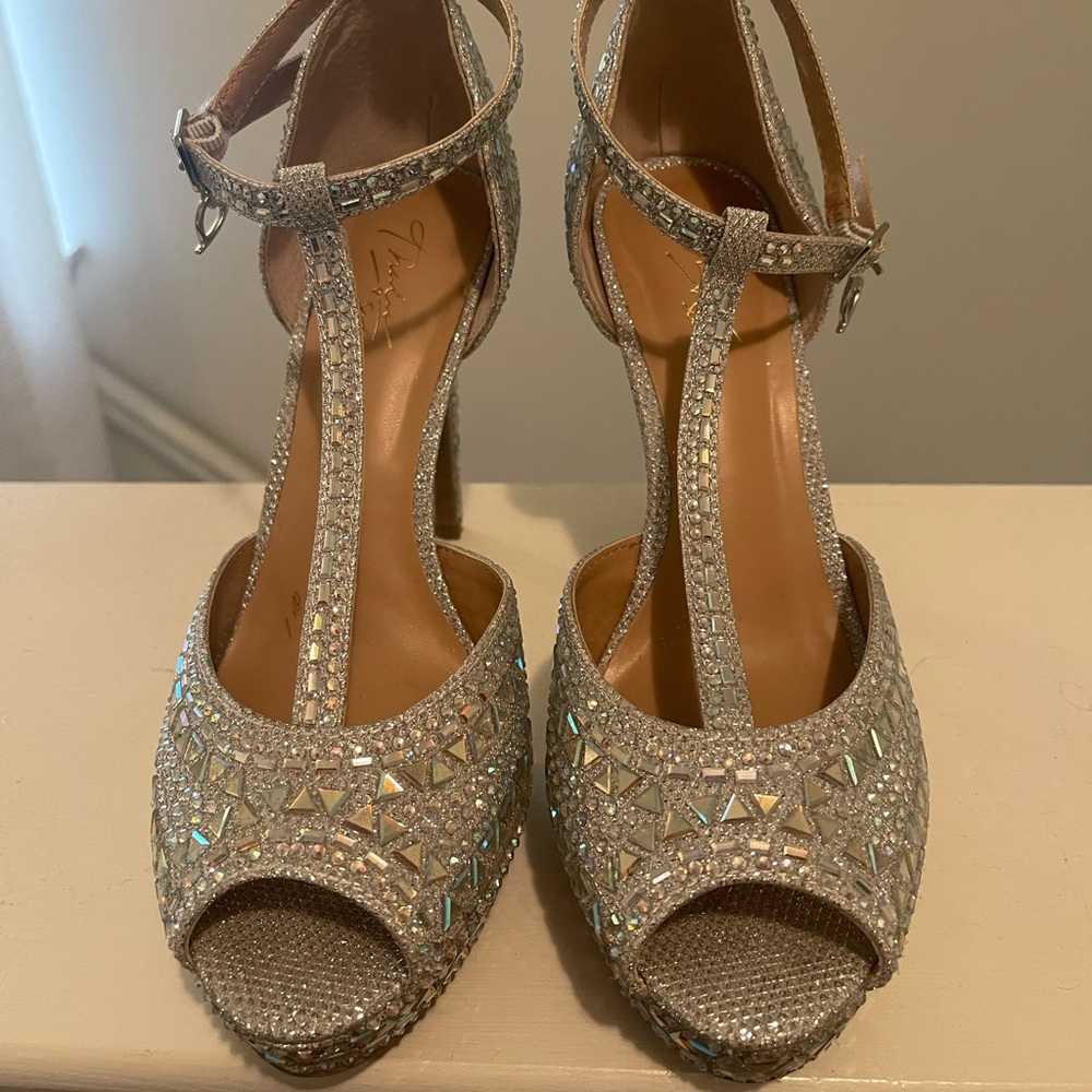 THAlIA SODI RHINESTONE HEELS